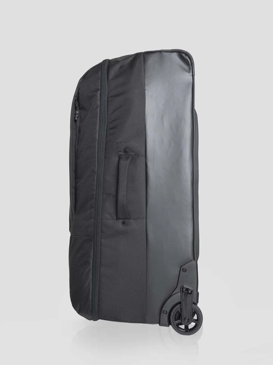 Armada 90L Travel Roller - Image 3