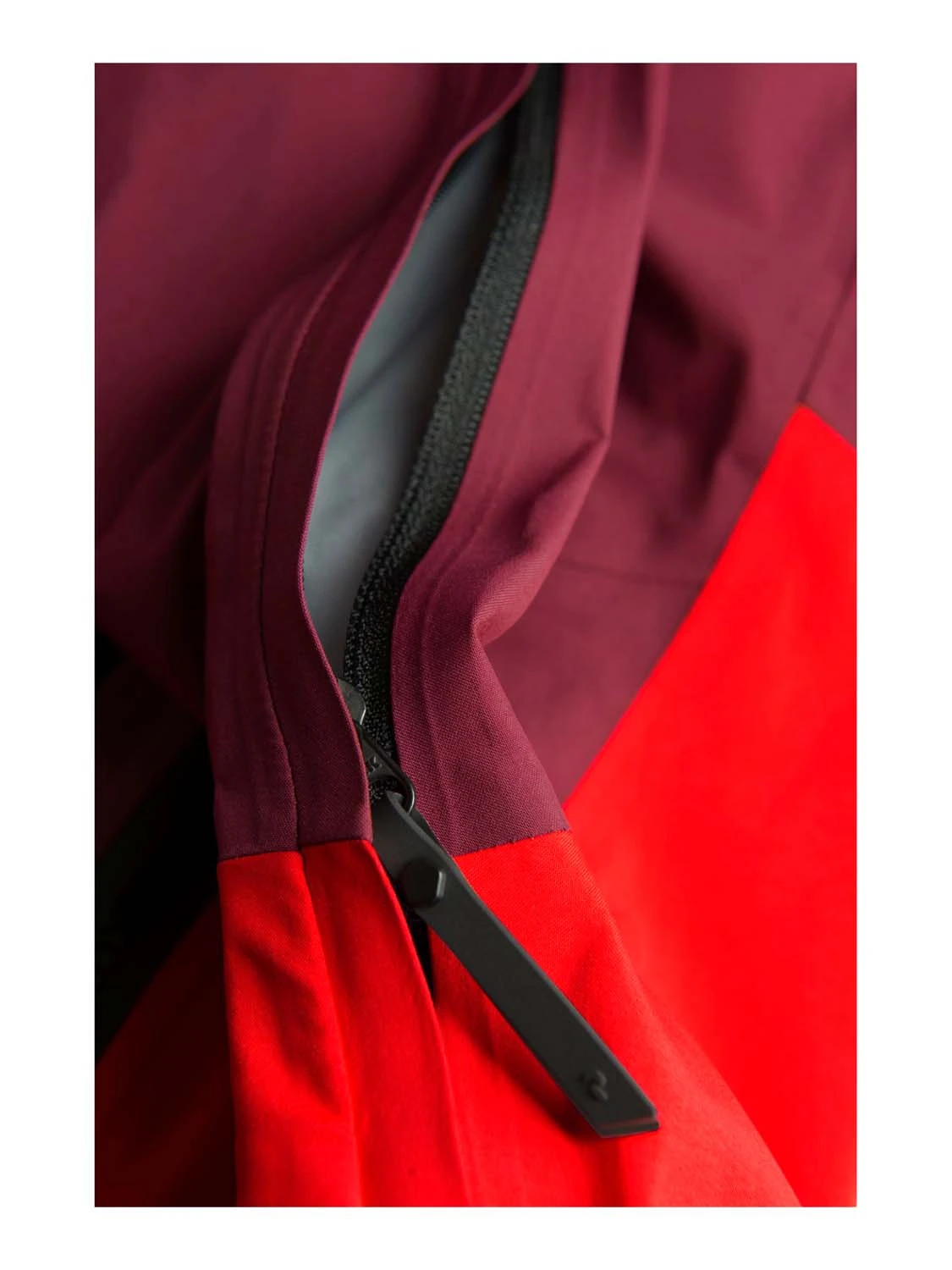 Peak Performance Gravity Jacket Naisten Kuoritakki - Image 5